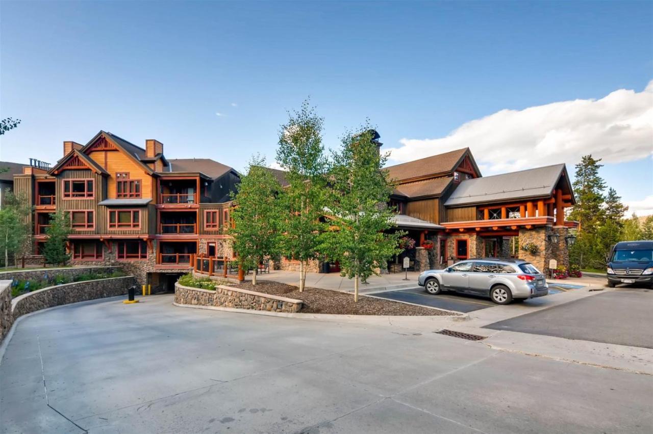 Luxury 4 Bedroom Ski In, Ski Out Mountain Vacation Rental Just Steps From The Snowflake Ski Lift In Breckenridge Exterior foto