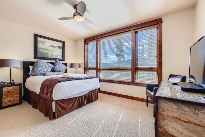 Luxury 4 Bedroom Ski In, Ski Out Mountain Vacation Rental Just Steps From The Snowflake Ski Lift In Breckenridge Exterior foto