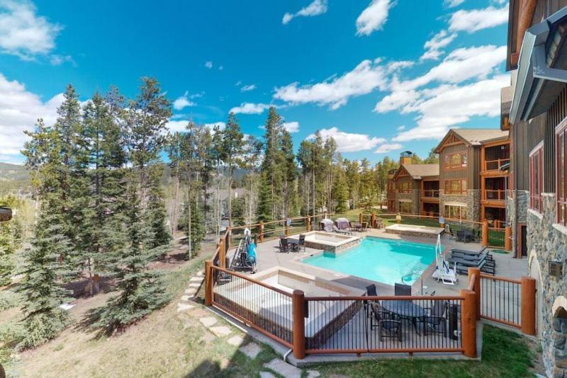 Luxury 4 Bedroom Ski In, Ski Out Mountain Vacation Rental Just Steps From The Snowflake Ski Lift In Breckenridge Exterior foto